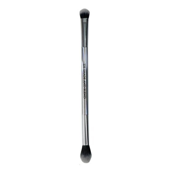 F.A.R.A.H Double Ended Brush 22E Shade&Blend LIMITED EDITION Holographic Handle - Picture 1 of 3